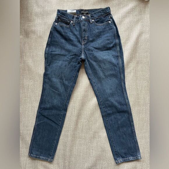 Banana Republic Factory Denim - Banana Republic Factory Curvy Straight High Rise size 26/2